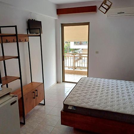 Μαρου Rooms Olympic Beach Exterior photo