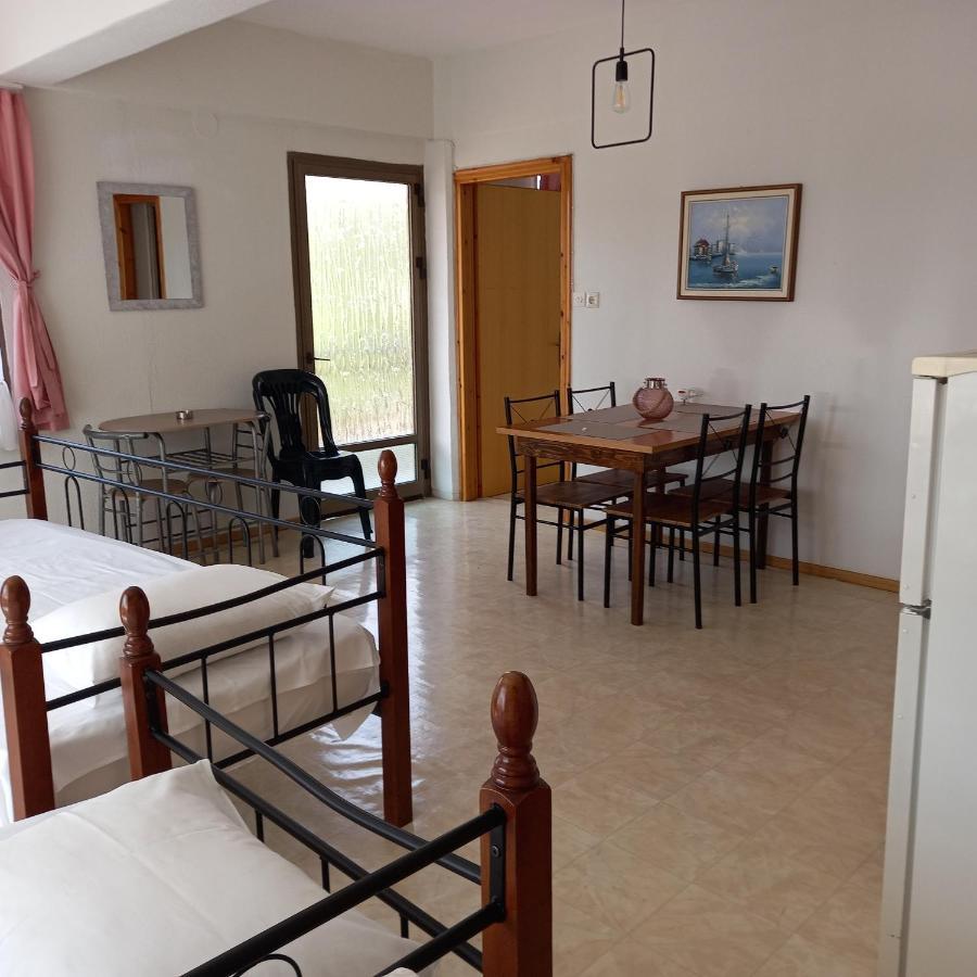 Μαρου Rooms Olympic Beach Exterior photo