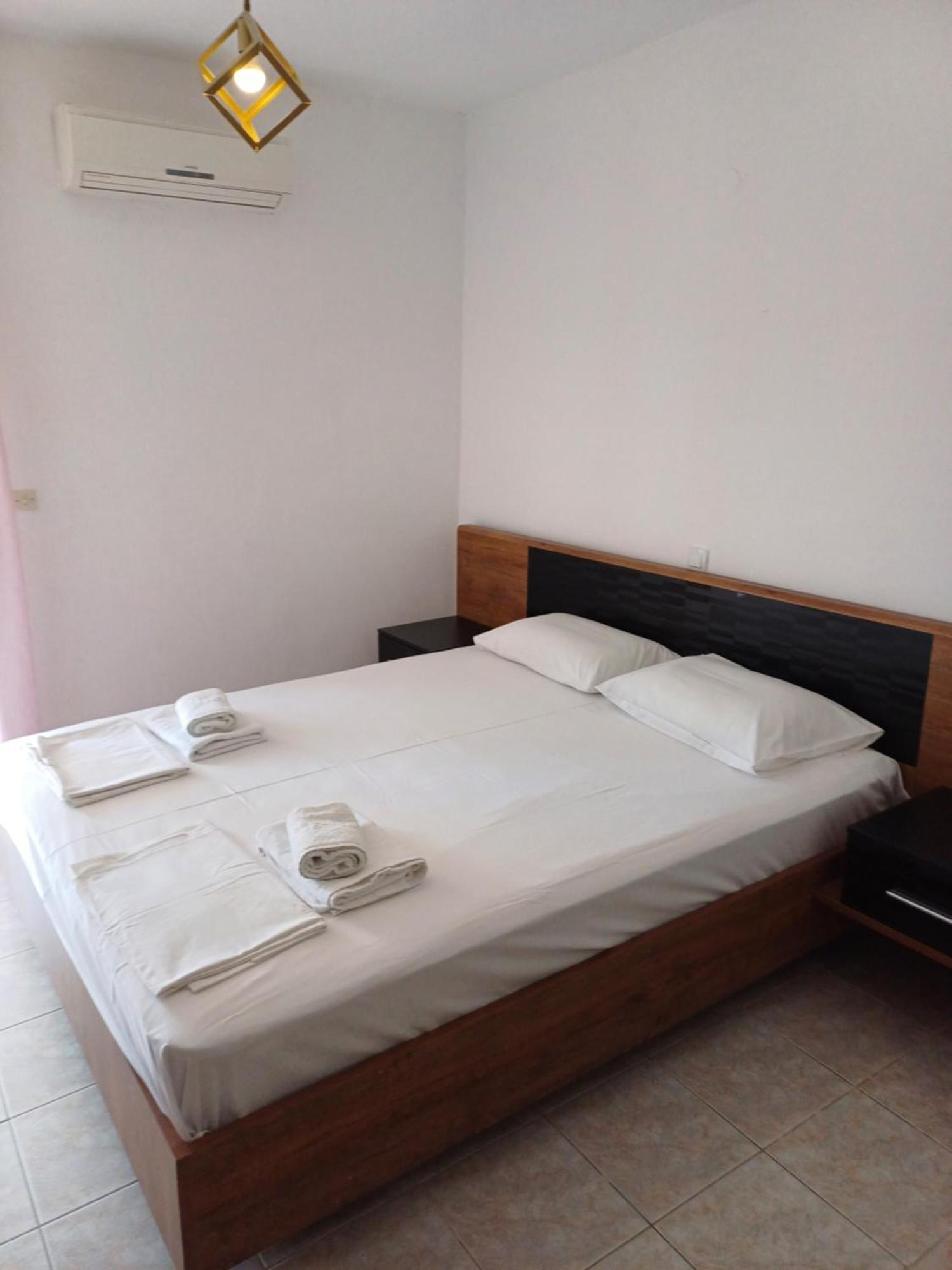 Μαρου Rooms Olympic Beach Exterior photo