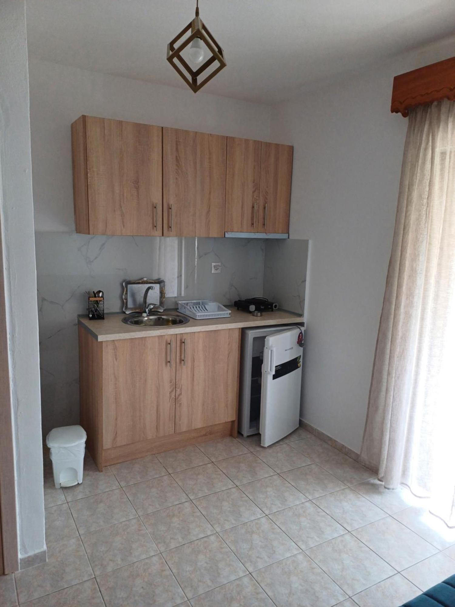 Μαρου Rooms Olympic Beach Exterior photo