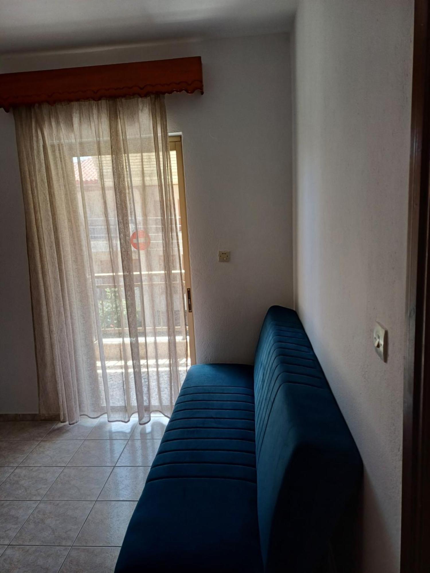 Μαρου Rooms Olympic Beach Exterior photo